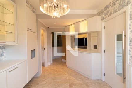 Apartamento para alugar com 229m², 4 quartos e 4 vagas Apartamento para alugar com 229m², 4 quartos e 4 vagasCopa