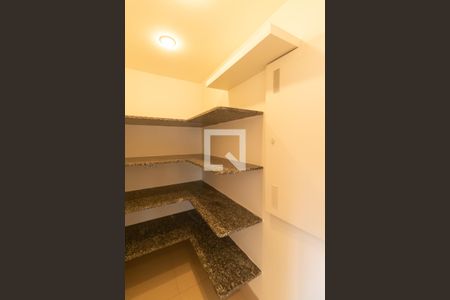 Apartamento para alugar com 229m², 4 quartos e 4 vagas Apartamento para alugar com 229m², 4 quartos e 4 vagasDispensa na Copa