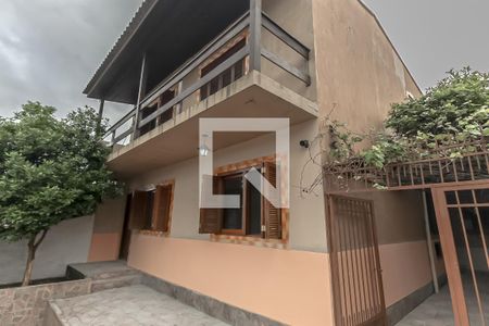 Casa à venda com 150m², 4 quartos e sem vaga Casa à venda com 150m², 4 quartos e sem vagaFachada