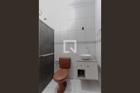 Casa à venda com 150m², 4 quartos e sem vaga Casa à venda com 150m², 4 quartos e sem vagaBanheiro