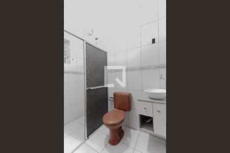 Casa à venda com 150m², 4 quartos e sem vaga Casa à venda com 150m², 4 quartos e sem vagaBanheiro
