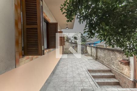 Casa à venda com 150m², 4 quartos e sem vaga Casa à venda com 150m², 4 quartos e sem vagaQuintal