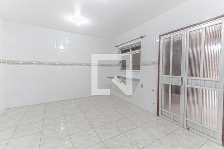 Casa à venda com 150m², 4 quartos e sem vaga Casa à venda com 150m², 4 quartos e sem vagaCozinha
