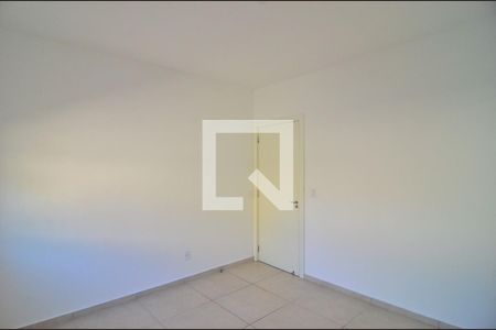 Quarto 2 de casa de condomínio à venda com 2 quartos, 52m² em Niterói, Canoas