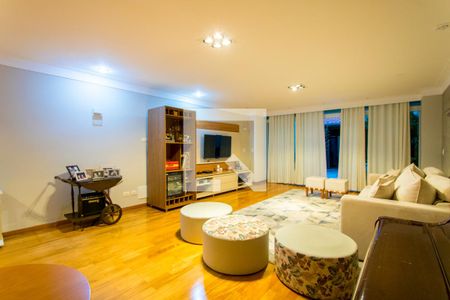 Sala de casa para alugar com 3 quartos, 276m² em Vila Valparaiso, Santo André