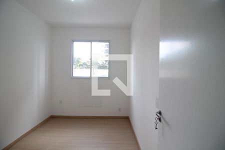 Quarto 1 de apartamento para alugar com 2 quartos, 48m² em Del Castilho, Rio de Janeiro