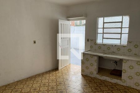 Cozinha de casa para alugar com 1 quarto, 60m² em Vila Osasco, Osasco