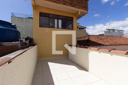 Laje de casa para alugar com 3 quartos, 160m² em Jardim Peri, São Paulo