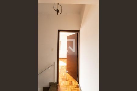 Corredor de casa à venda com 3 quartos, 202m² em Penha de França, São Paulo