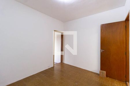 Quarto 1 de casa para alugar com 2 quartos, 80m² em Vila Santos, São Paulo