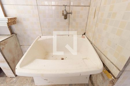 Casa para alugar com 80m², 2 quartos e 1 vagaÁrea de serviço