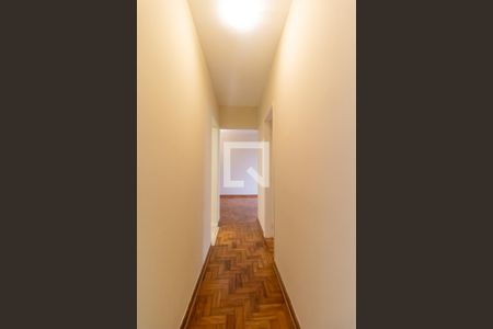 Apartamento à venda com 80m², 2 quartos e 1 vagaCorredor