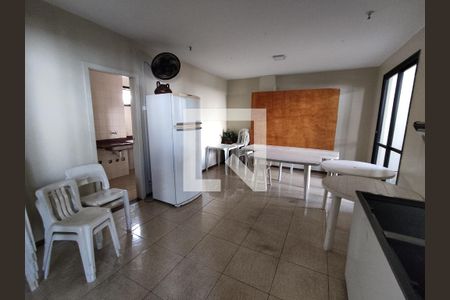 Apartamento à venda com 302m², 3 quartos e 2 vagas Apartamento à venda com 302m², 3 quartos e 2 vagasÁrea comum - Salão de festas