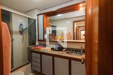 Apartamento à venda com 302m², 3 quartos e 2 vagas Apartamento à venda com 302m², 3 quartos e 2 vagasBanheiro da Suíte