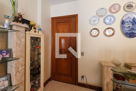 Entrada de apartamento à venda com 3 quartos, 302m² em Andaraí, Rio de Janeiro