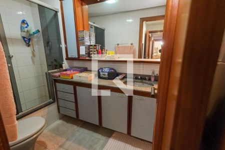 Apartamento à venda com 302m², 3 quartos e 2 vagas Apartamento à venda com 302m², 3 quartos e 2 vagasBanheiro da Suíte