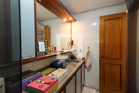 Apartamento à venda com 302m², 3 quartos e 2 vagas Apartamento à venda com 302m², 3 quartos e 2 vagasBanheiro da Suíte