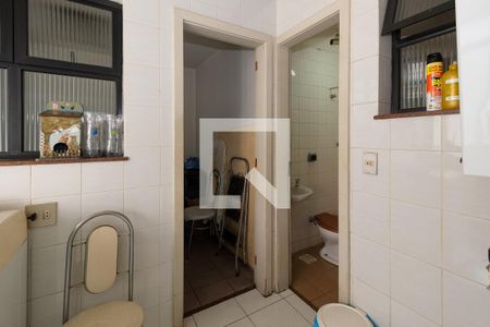 Apartamento à venda com 302m², 3 quartos e 2 vagas Apartamento à venda com 302m², 3 quartos e 2 vagasÁrea de Serviço