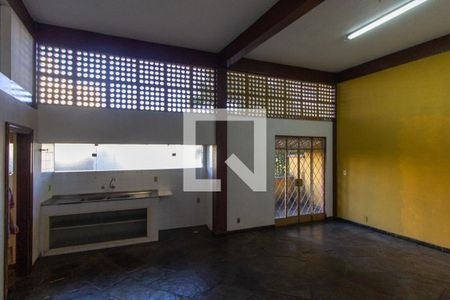 Casa à venda com 450m², 3 quartos e 3 vagasCozinha