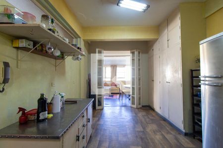 Casa à venda com 450m², 3 quartos e 3 vagasCozinha Suite 2