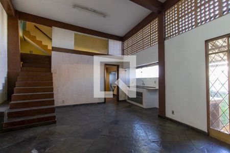 Casa à venda com 450m², 3 quartos e 3 vagasCozinha