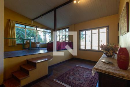 Sala de casa à venda com 3 quartos, 450m² em Laranjeiras, Rio de Janeiro