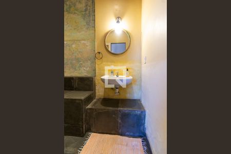 Casa à venda com 450m², 3 quartos e 3 vagasBanheiro Sala