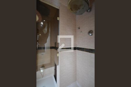 Casa de condomínio à venda com 180m², 3 quartos e sem vagaBanheiro da Suíte