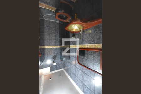 Casa de condomínio à venda com 180m², 3 quartos e sem vagaBanheiro 1