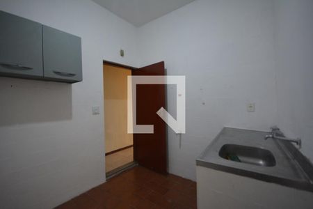 Casa de condomínio à venda com 180m², 3 quartos e sem vagaÁrea de Serviço