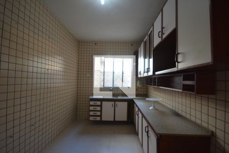 Casa de condomínio à venda com 180m², 3 quartos e sem vagaCozinha