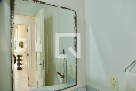 Apartamento à venda com 210m², 3 quartos e 1 vaga Apartamento à venda com 210m², 3 quartos e 1 vagaBanheiro