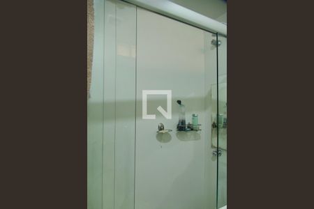 Apartamento à venda com 210m², 3 quartos e 1 vaga Apartamento à venda com 210m², 3 quartos e 1 vagaBanheiro