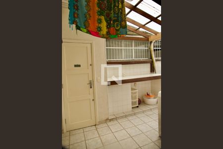 Apartamento à venda com 210m², 3 quartos e 1 vaga Apartamento à venda com 210m², 3 quartos e 1 vagaÁrea de Serviço