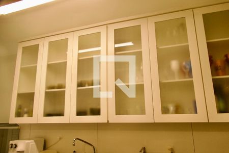 Apartamento à venda com 210m², 3 quartos e 1 vaga Apartamento à venda com 210m², 3 quartos e 1 vagaCozinha