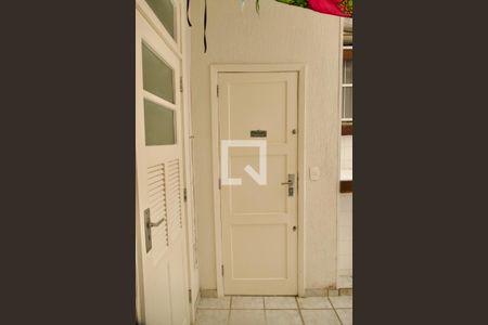 Apartamento à venda com 210m², 3 quartos e 1 vaga Apartamento à venda com 210m², 3 quartos e 1 vagaÁrea de Serviço