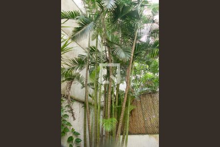 Apartamento à venda com 210m², 3 quartos e 1 vaga Apartamento à venda com 210m², 3 quartos e 1 vagaÁrea comum