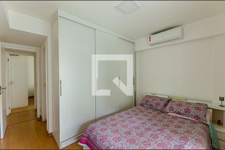 Suite 1 de apartamento à venda com 2 quartos, 95m² em Icaraí, Niterói