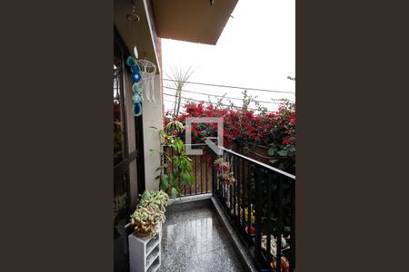 Varanda de casa à venda com 5 quartos, 352m² em Chora Menino, São Paulo