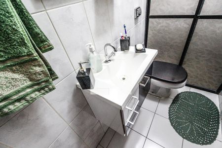 Casa à venda com 352m², 5 quartos e 6 vagasLavabo 1