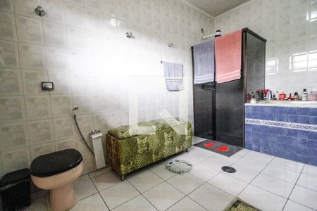 Casa à venda com 352m², 5 quartos e 6 vagasSuíte