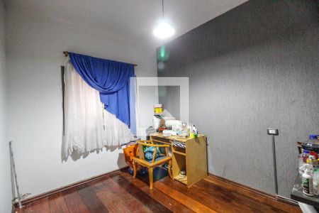 Casa à venda com 352m², 5 quartos e 6 vagasQuarto de serviço 2