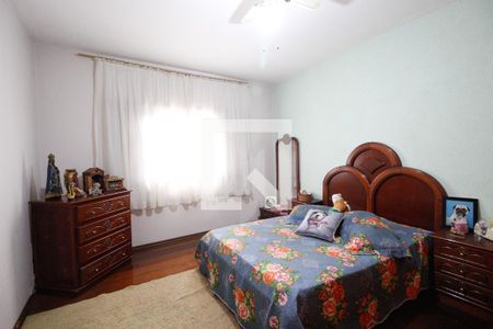 Casa à venda com 352m², 5 quartos e 6 vagasQuarto 2