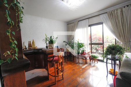 Sala de estar de casa à venda com 5 quartos, 352m² em Chora Menino, São Paulo