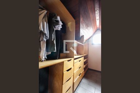 Casa à venda com 352m², 5 quartos e 6 vagasQuarto de serviço 3