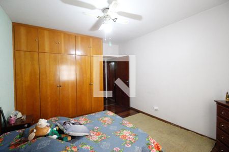 Casa à venda com 352m², 5 quartos e 6 vagasQuarto 2