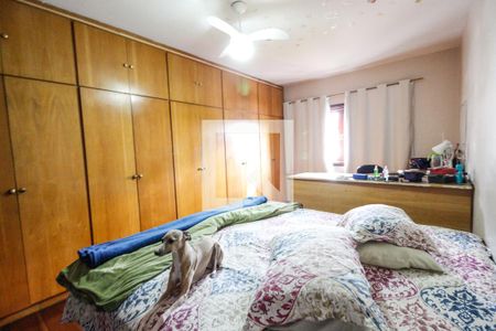 Casa à venda com 352m², 5 quartos e 6 vagasQuarto 1