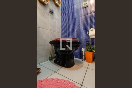 Casa à venda com 352m², 5 quartos e 6 vagasLavabo 2