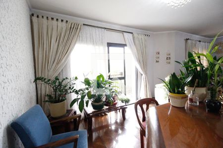 Sala de estar de casa à venda com 3 quartos, 352m² em Chora Menino, São Paulo