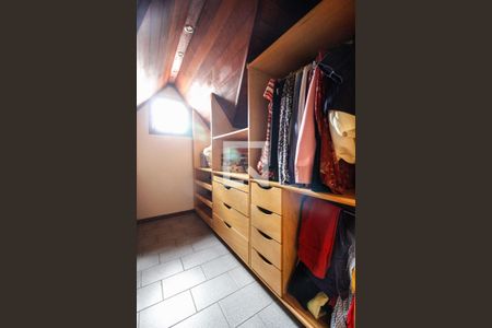 Casa à venda com 352m², 5 quartos e 6 vagasQuarto de serviço 3